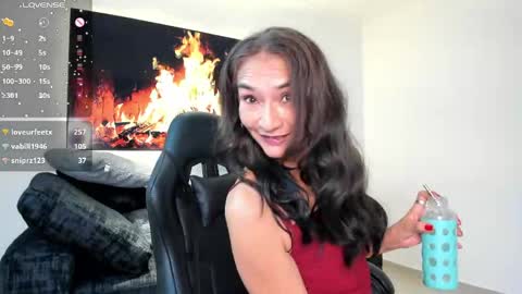 Emma  online show from June 2026 02:33:01 PM