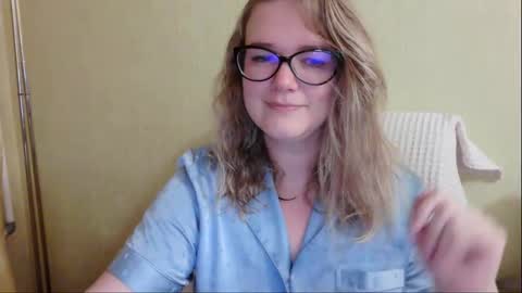 Snapshot of emma_misty_ chatting on October 2025 05:26:02 PM emma_misty_ online show from October 2025 05:26:02 PM