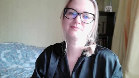 Snapshot of emma_misty_ chatting on October 2025 07:53:02 AM emma_misty_ online show from October 2025 07:53:02 AM