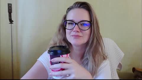 Snapshot of emma_misty_ chatting on October 2025 06:17:01 AM emma_misty_ online show from October 2025 06:17:01 AM