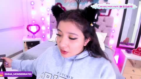 Snapshot of emma_monserratt chatting on February 2025 03:43:01 AM Emma Monserratt online show from February 2025 03:43:01 AM