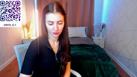 Emma Myer online show from April 2026 01:41:01 AM