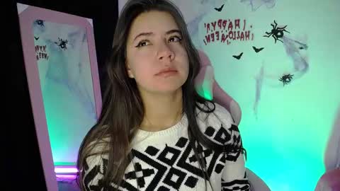 Emma online show from October 2025 01:18:01 AM