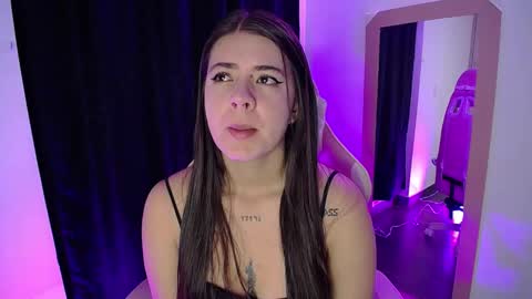 Emma online show from November 2025 01:49:02 AM