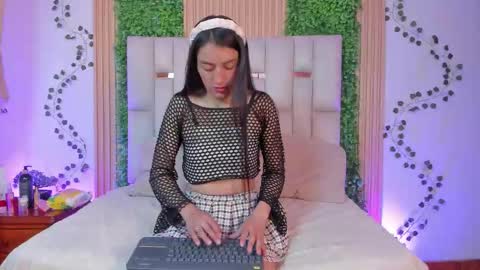 Snapshot of emma_nmm chatting on January 2026 04:55:01 PM Emma online show from January 2026 04:55:01 PM