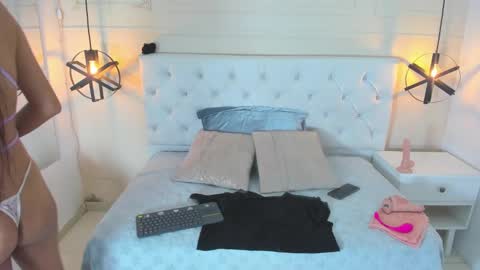 Snapshot of emma_payton chatting on March 2025 11:37:02 AM Emma online show from March 2025 11:37:02 AM