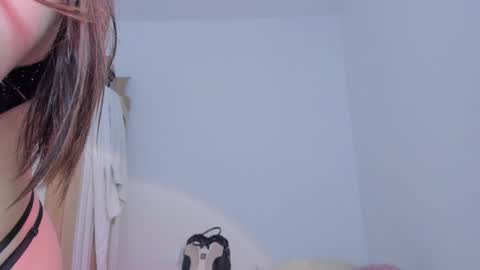 Emma   online show from December 2024 11:34:02 AM