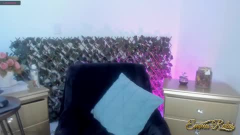 Emma online show from March 2025 12:57:02 PM