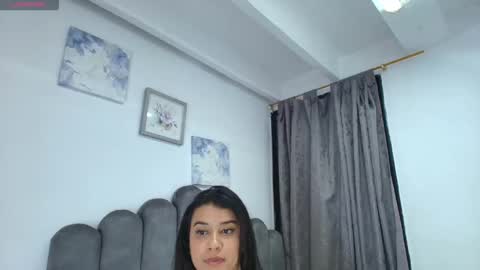 emma_saenz01 online show from May 2026 01:54:02 AM
