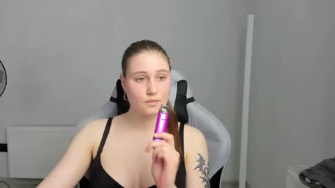 Emma online show from June 2026 12:18:01 PM