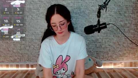 Snapshot of emma_unu chatting on February 2026 02:49:02 AM Emma online show from February 2026 02:49:02 AM