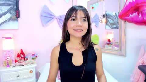 Emma  online show from February 2026 09:02:01 PM