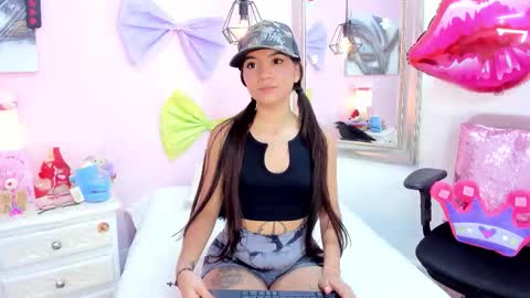 Emma  online show from March 2026 08:15:02 PM