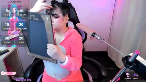 modelo independente online show from November 2025 01:41:02 AM