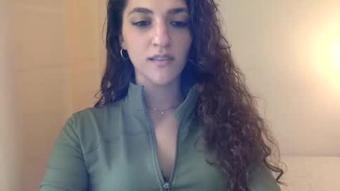 Snapshot of emmababy2322 chatting on January 2025 07:40:01 PM Emma online show from January 2025 07:40:01 PM