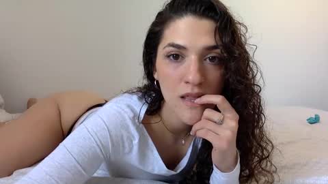 Snapshot of emmababy2322 chatting on February 2025 06:37:01 PM Emma online show from February 2025 06:37:01 PM