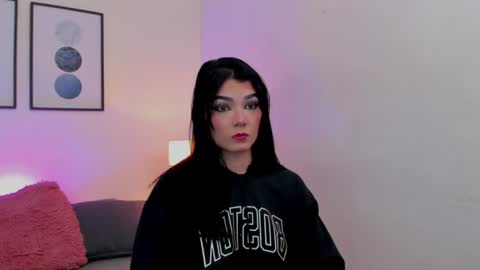 Emma  online show from June 2026 10:08:01 PM