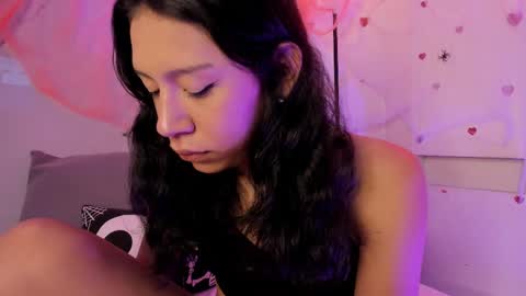 Snapshot of emmaclark_1 chatting on October 2025 08:39:01 PM emmaclark_1 online show from October 2025 08:39:01 PM