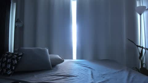 Snapshot of emmaclark_1 chatting on February 2026 10:06:01 PM emmaclark_1 online show from February 2026 10:06:01 PM