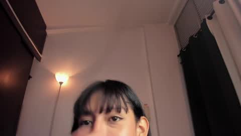 emmaclark_1 online show from May 2026 01:57:16 AM