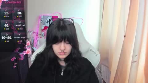 Snapshot of emmadarkk chatting on February 2026 04:22:02 AM Emma online show from February 2026 04:22:02 AM