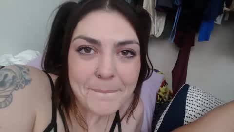 Emma and Ali Gettin Freakyy online show from February 2025 12:41:01 AM