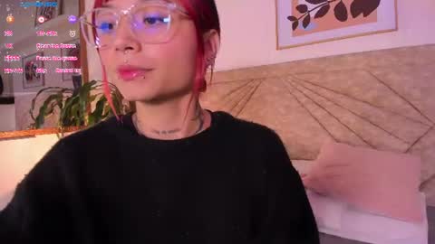 Snapshot of emmaduff_ chatting on June 2026 11:45:02 AM online show from June 2026 11:45:02 AM