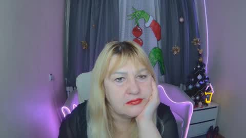 Snapshot of emmaellison924117 chatting on December 2025 07:03:01 AM emmaellison924117 online show from December 2025 07:03:01 AM