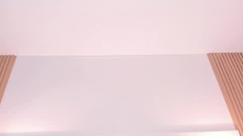 emmaespencer  online show from April 2026 11:29:02 PM
