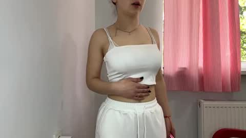 emmagerhauser online show from May 2026 12:21:01 PM