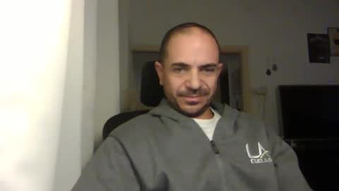 Ariel online show from December 2024 04:43:01 AM