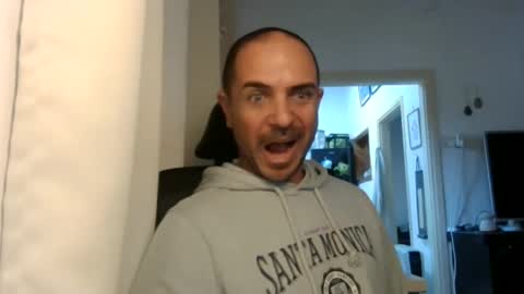 Ariel online show from January 2025 12:31:01 PM