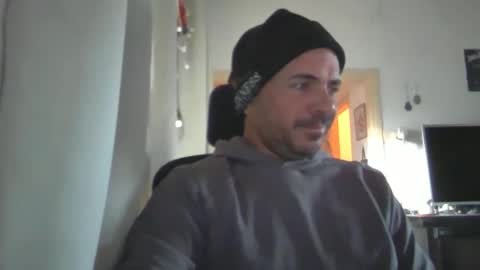 Ariel online show from January 2025 05:47:02 AM