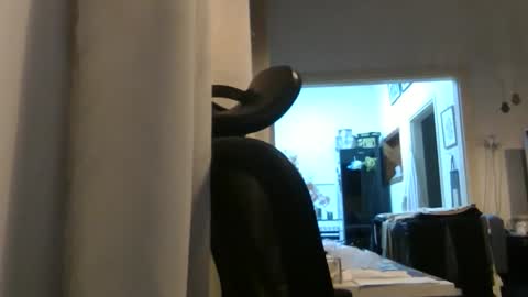 Ariel online show from January 2026 08:12:01 PM