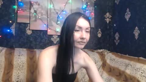 EmmaGoldX online show from February 2025 01:01:01 PM