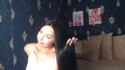 EmmaGoldX online show from July 2026 10:13:02 AM