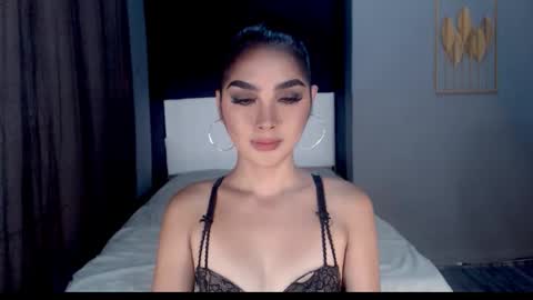 Emma online show from May 2026 03:02:01 AM