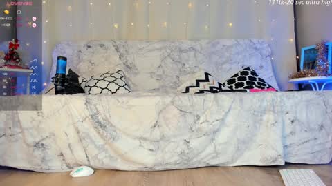 emmahotvibe online show from December 2024 02:46:02 AM