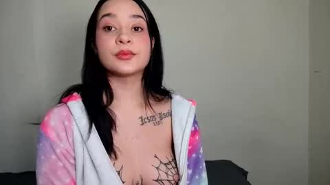 emmajohanson online show from March 2026 09:51:01 PM