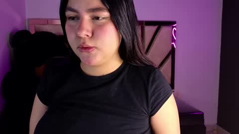 Emma online show from December 2024 02:00:01 PM