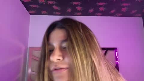 Emma online show from February 2025 01:42:01 PM