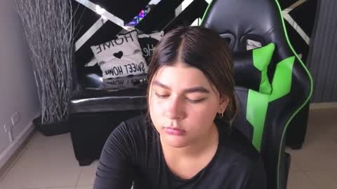 Emma online show from February 2025 04:53:02 PM