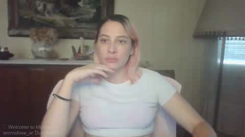 Snapshot of emmalove_ar chatting on January 2025 08:25:01 PM emmalove_ar online show from January 2025 08:25:01 PM