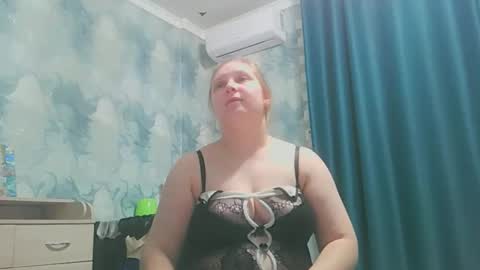 Snapshot of emmamelody944534 chatting on September 2025 10:15:02 PM emmamelody online show from September 2025 10:15:02 PM