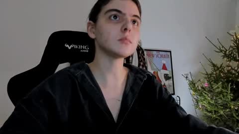 Emma online show from December 2024 08:21:02 PM