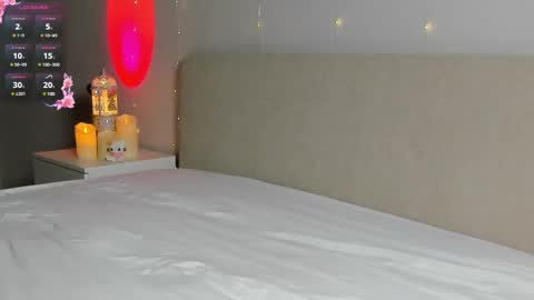 emmanuelleee online show from March 2025 06:12:01 PM