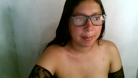 emmaortiz348067670331 online show from May 2026 07:01:01 PM