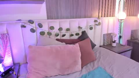 Emma online show from July 2026 11:52:01 AM
