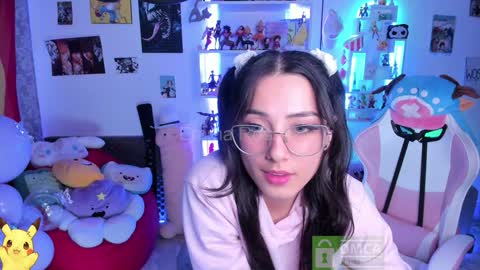 Emma online show from February 2025 09:36:01 PM