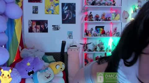 Emma online show from November 2025 05:46:01 PM